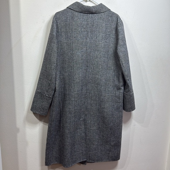 (P2) KENNETH COLE NEW YORK
Oversized wool blend coat with check print, size L - Picture 6 of 16